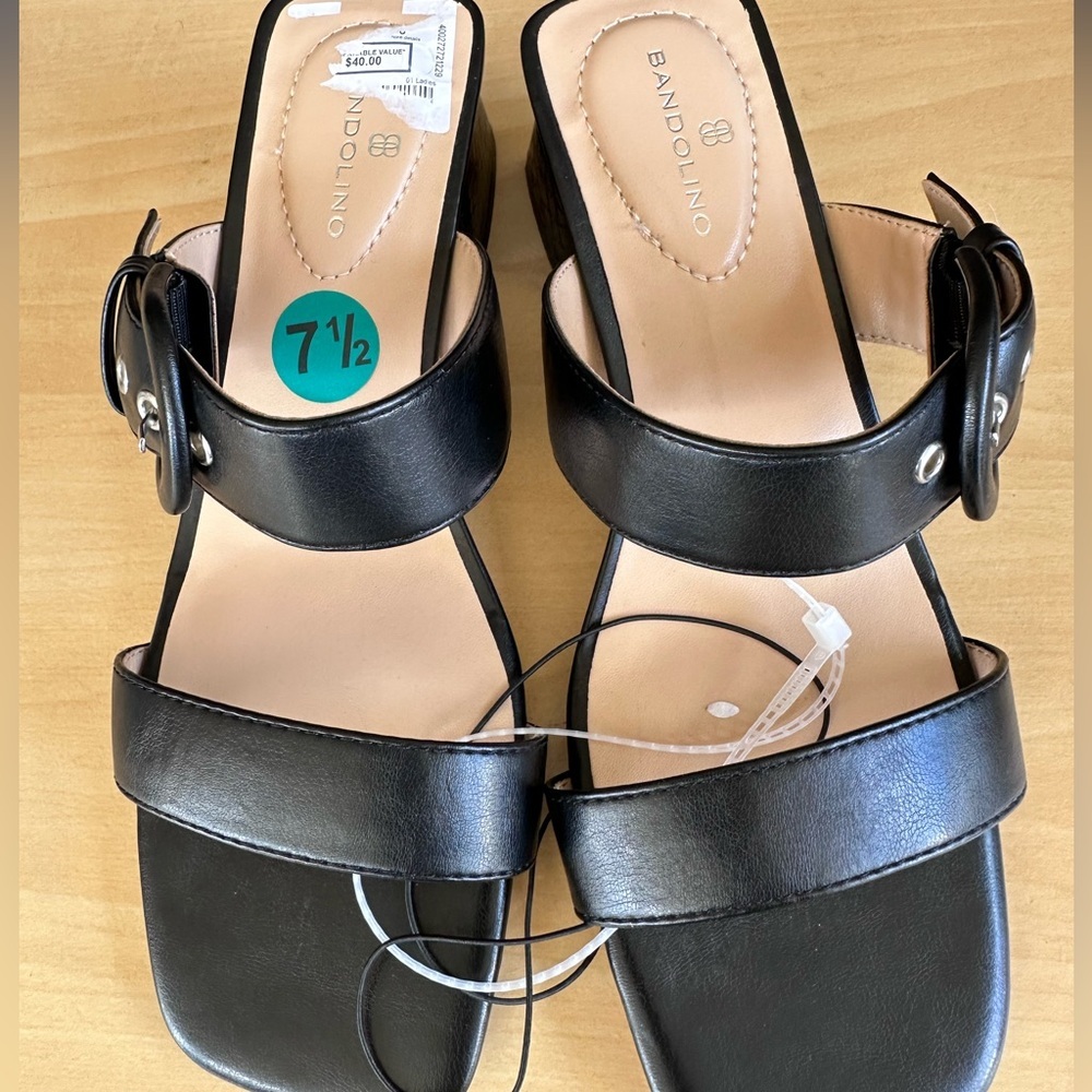 Bandolino Women’s Leather Black Size: 7.5 Buckle Heeled Mules - Picture 5 of 11